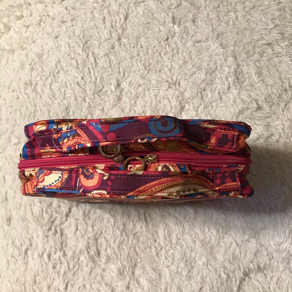 Contents Cosmetic Bundle - Picture 3 of 7
